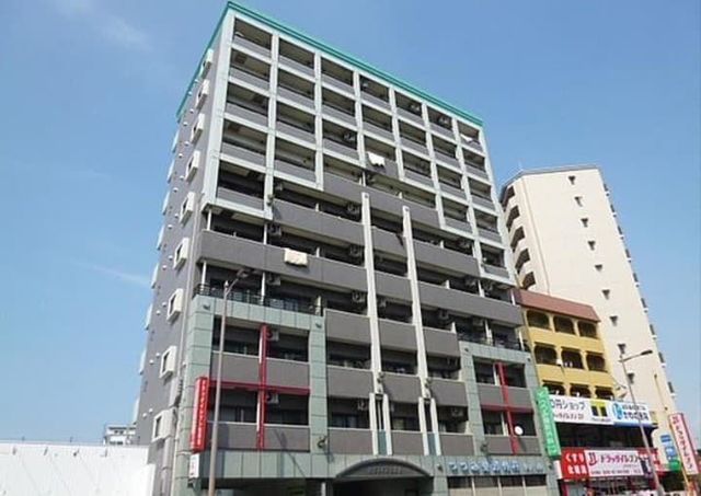 建物外観　【外観写真】女性にやさしい！オートロック付！防犯カメラ付！荒