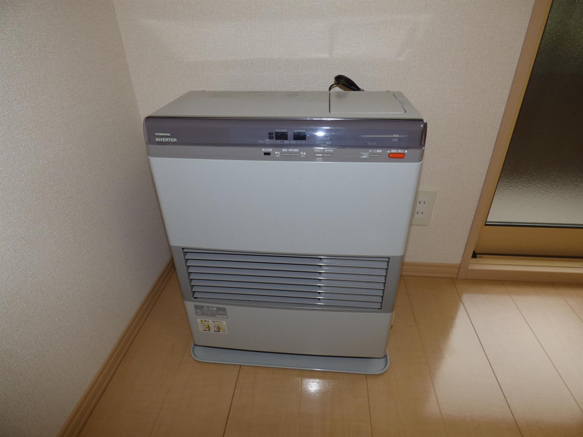 居室・リビング　灯油FFストーブ