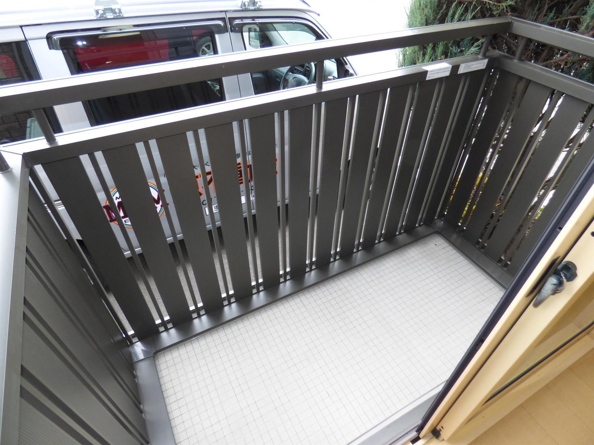 バルコニー　バルコニー