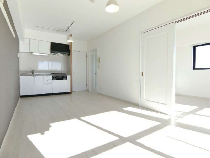 居室・リビング　図面と現状に相違がある場合には現状を優先