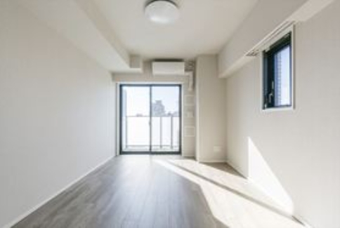 居室・リビング　8.7帖のきれいな洋室。