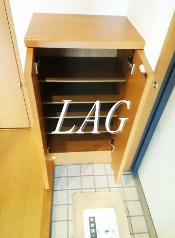 玄関　玄関です。