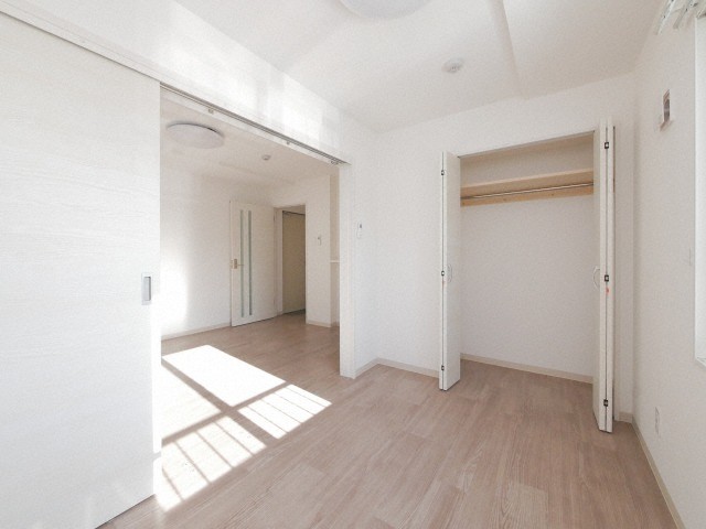 その他部屋・スペース　白基調の明るいお部屋です♪