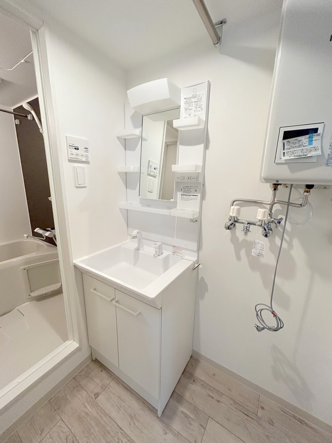 洗面設備　洗面化粧台付き♪