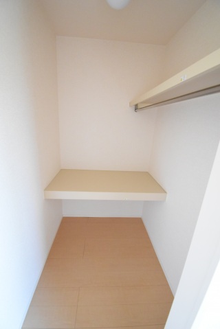 収納　反転タイプのものです。