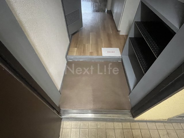 玄関　サンハイム稲城