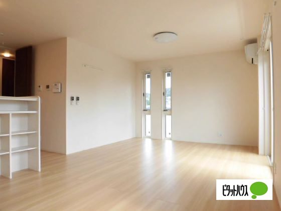 居室・リビング　リビング