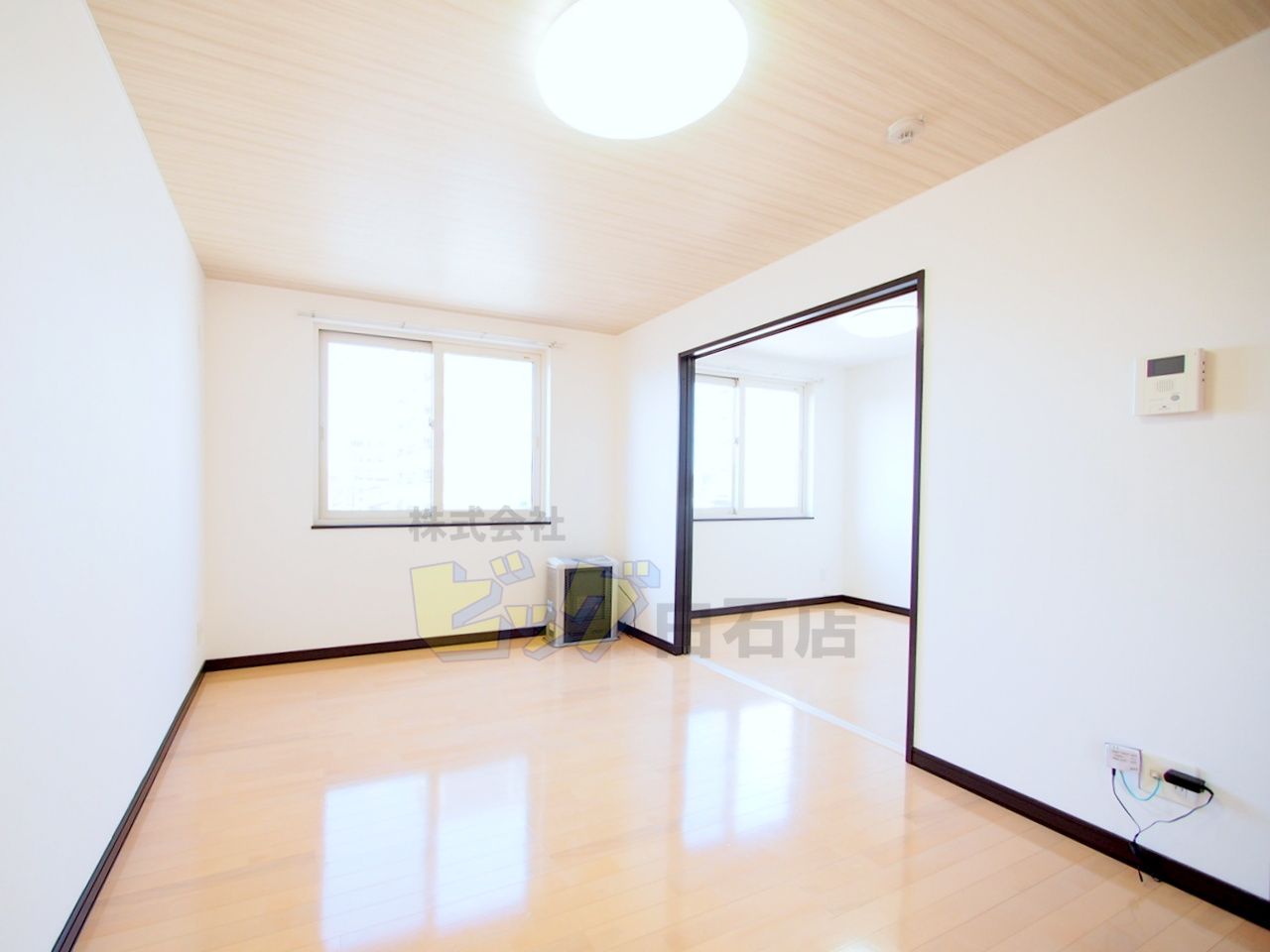 居室・リビング　広々リビングです♪