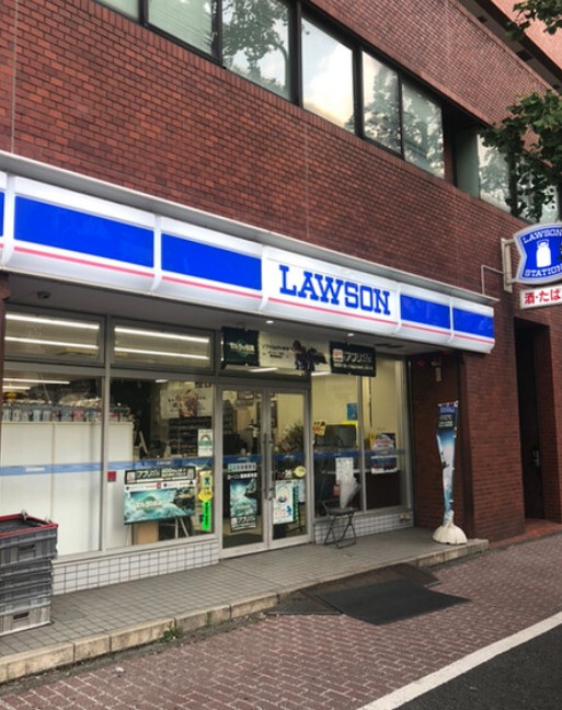 コンビニ　ローソン港南麻布店（コンビニ）まで100m