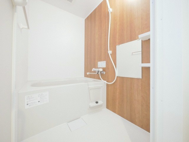 バス・シャワールーム　広々お風呂にはいれる！！！