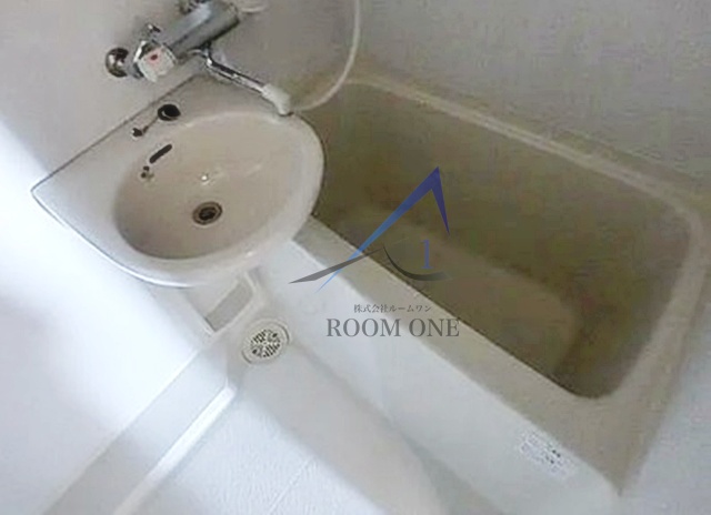 バス・シャワールーム　お風呂です。