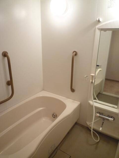 バス・シャワールーム　追焚機能付きです