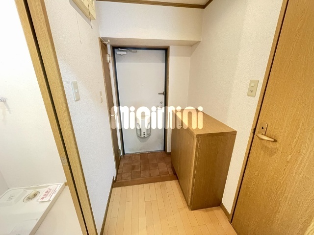 玄関　シューズボックス付きです