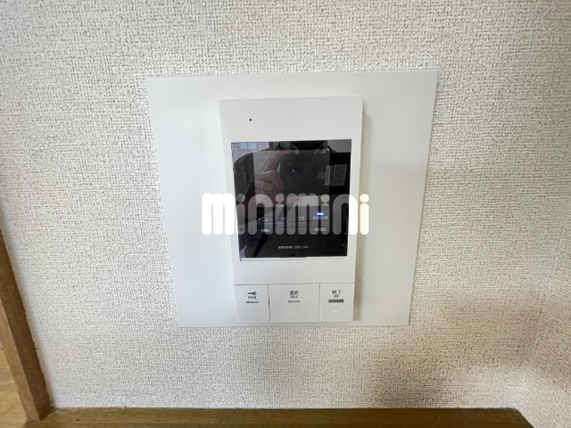セキュリティ　モニター付きインターホン