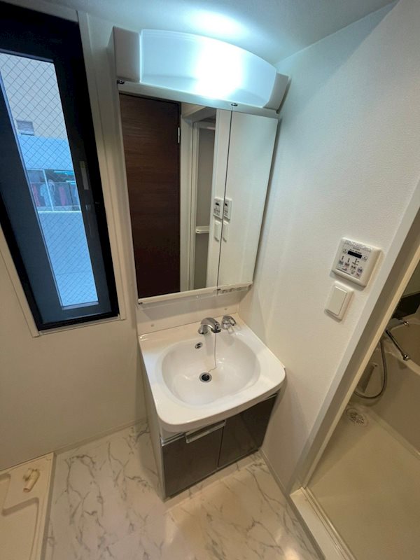 洗面設備　※同物件別部屋参考画像