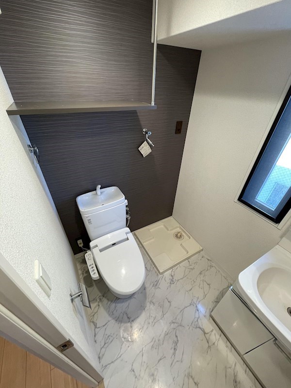 トイレ　※同物件別部屋参考画像