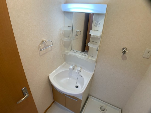 洗面設備　洗髪洗面化粧台付き♪