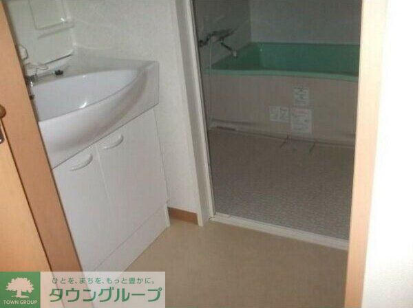 バス・シャワールーム　洗面