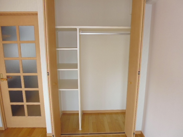 収納　クローゼット