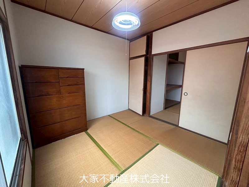 その他　※写真にある器具類はサービス品です。