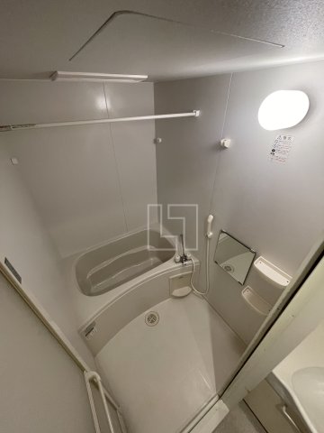 バス・シャワールーム　エグゼ難波東　バスルーム