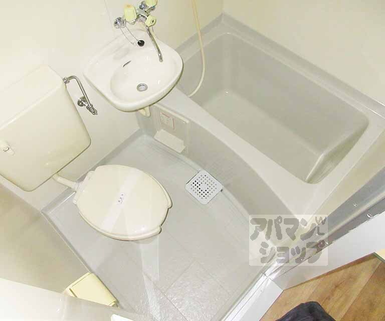 バス・シャワールーム　三点ユニットです