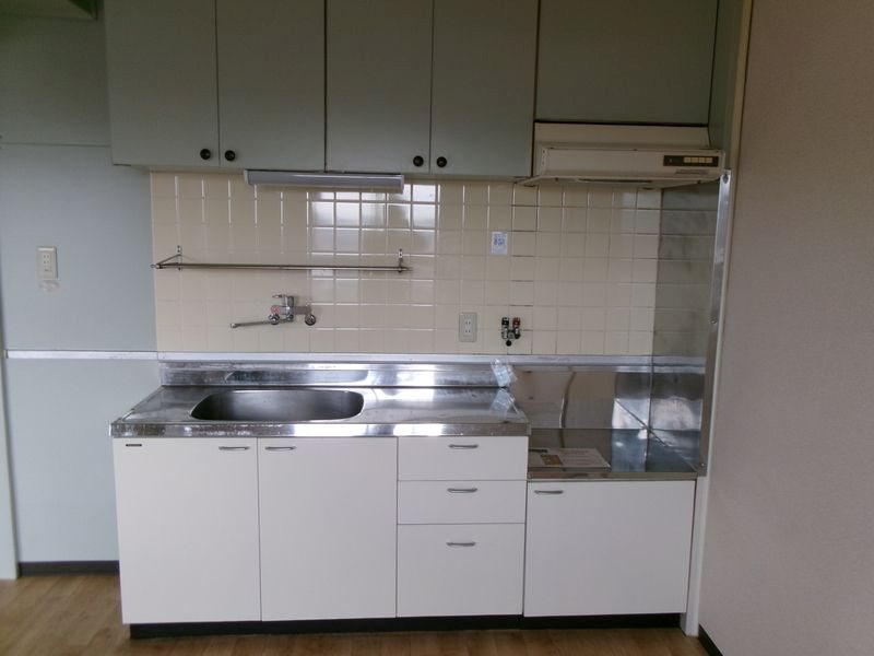 キッチン　お好きなコンロが置けますよ。