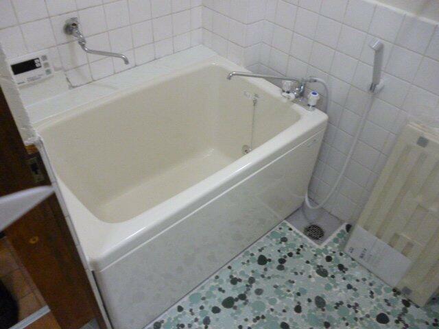 バス・シャワールーム　?