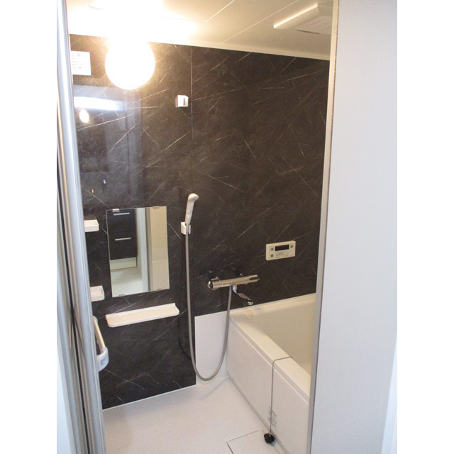 バス・シャワールーム　バス