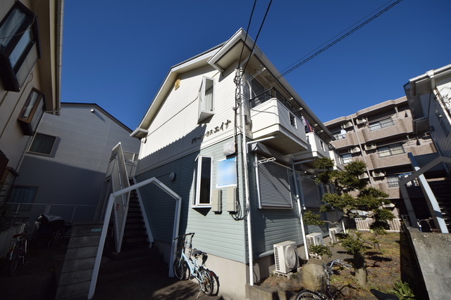 建物外観　～青い空、気持ちいいっ～