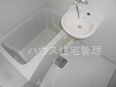 バス・シャワールーム　バス