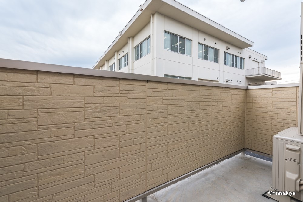 バルコニー　バルコニー