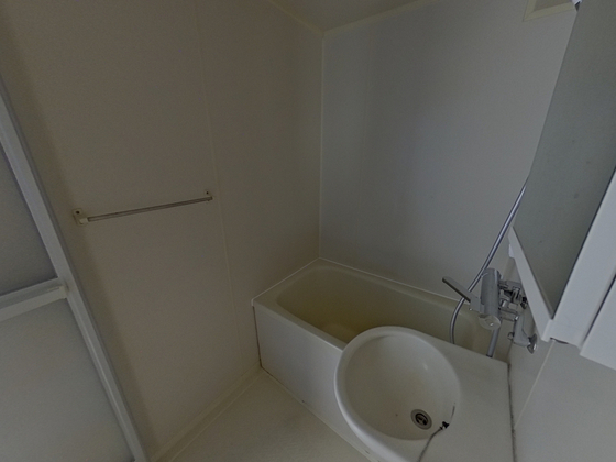 バス・シャワールーム　※別号室の写真です