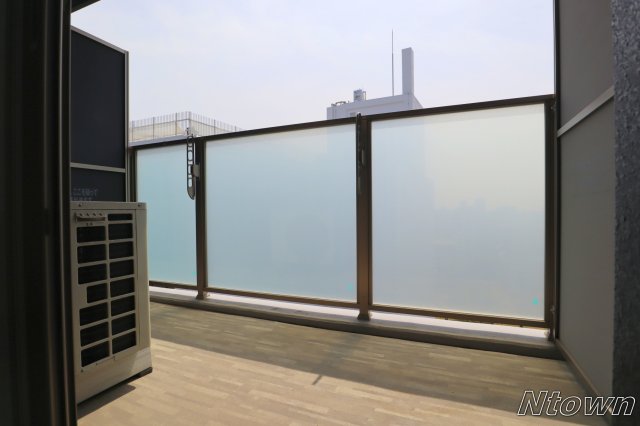 バルコニー　お洗濯にも便利なバルコニー付き