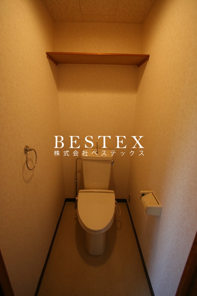 トイレ　※同建物内・別タイプの参考写真です。