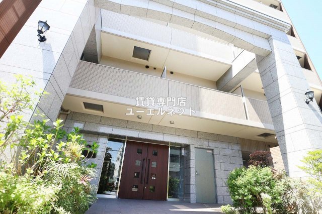 建物外観　シンプルで洗練されたデザインが毎日の暮らしに心地よさをプラス