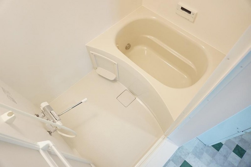 バス・シャワールーム　浴室