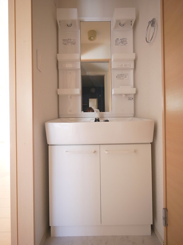 洗面設備　洗面化粧台