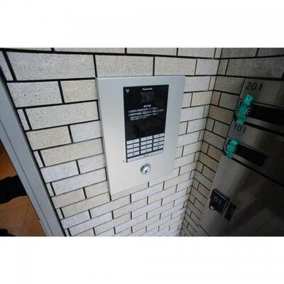 ロビー　オートロック