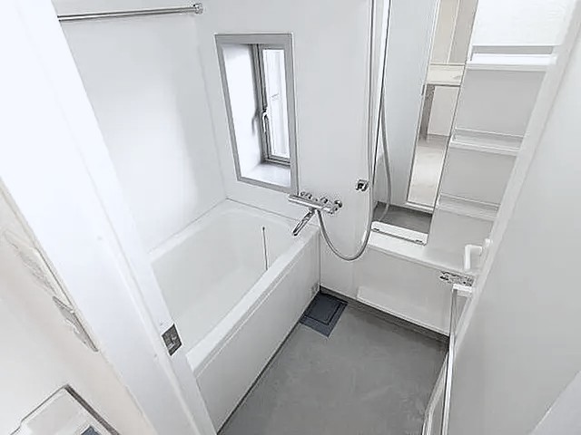 バス・シャワールーム　風呂