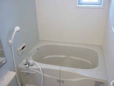 バス・シャワールーム　きれいなお風呂です