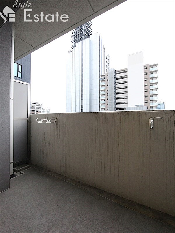 バルコニー　バルコニー