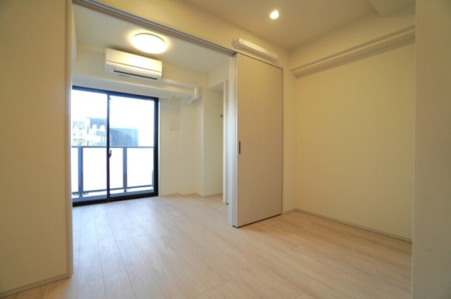 居室・リビング　☆広々とした居室☆