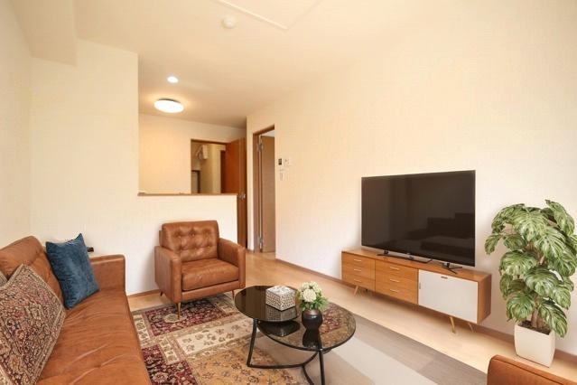 居室・リビング　ＣＧで家具等を配置したもので家具等は含まれません。