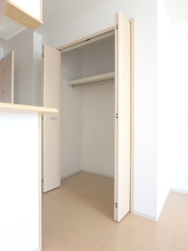 収納　図面と現状に相違がある場合には現状を優先