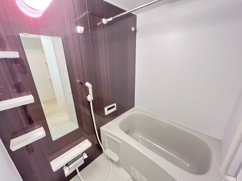 バス・シャワールーム　同物件別部屋イメージ