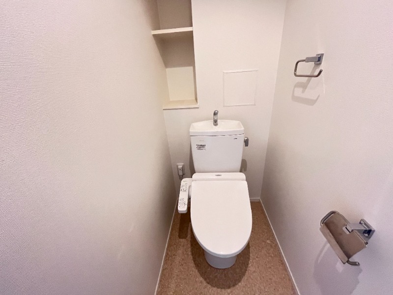 トイレ　同物件別部屋イメージ