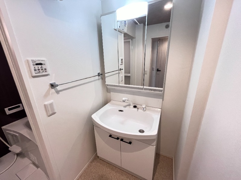 洗面設備　同物件別部屋イメージ