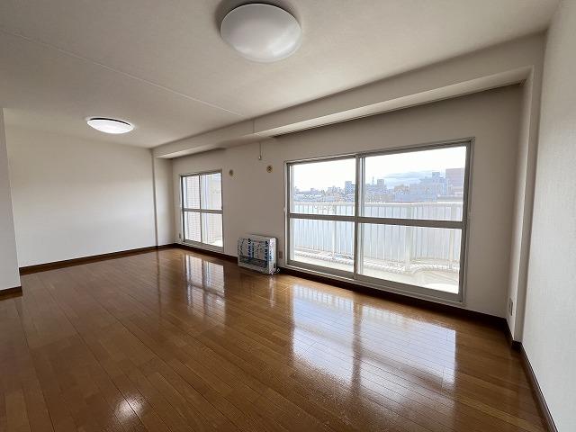 居室・リビング　リビング１