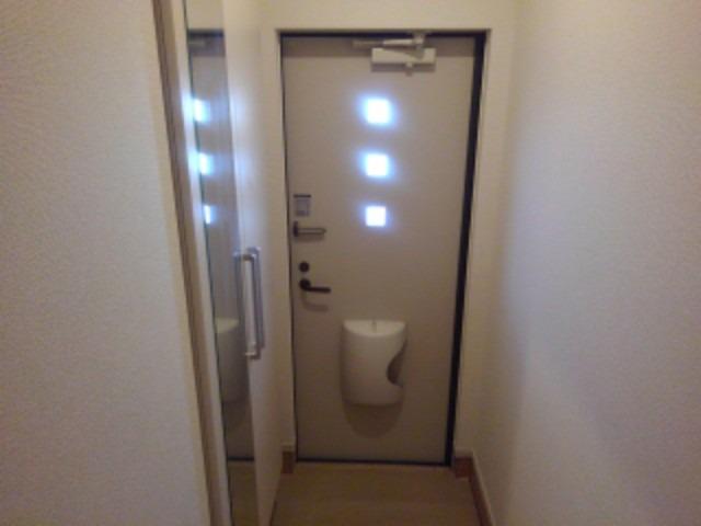 玄関　シューズBOX付